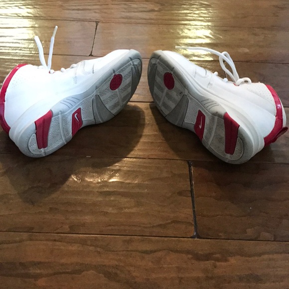 COPY - Nike youth high top sneakers - Picture 2 of 4